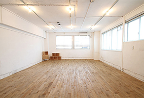 撮影スタジオ 糀屋箱機構