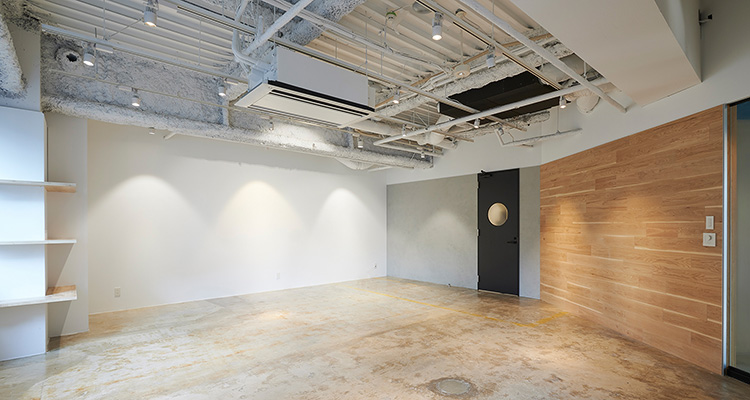 EXX^WI-STUDIO A-